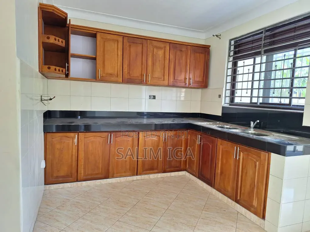 2bdrm Block of Flats in Kololo Property, Central Division for rent in Central Division