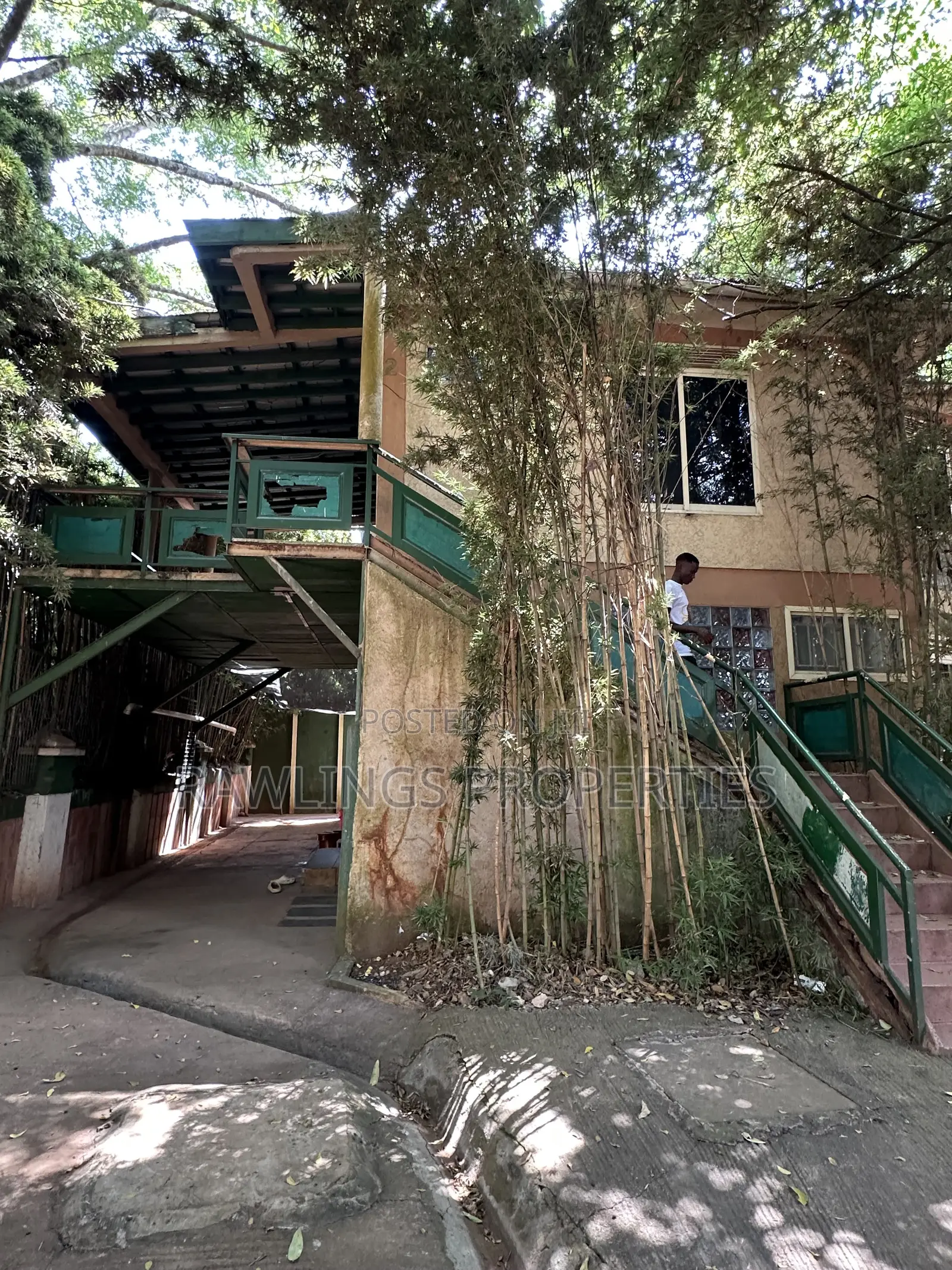 3bdrm Apartment in Kisugu, Makindye for rent in Makindye
