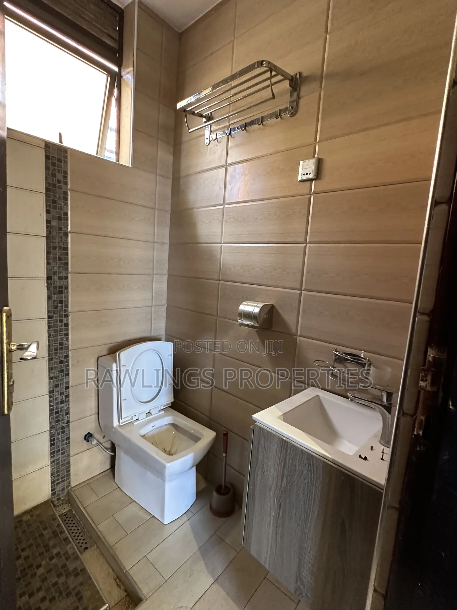 3bdrm Bungalow in Kibuli, Makindye for rent in Makindye