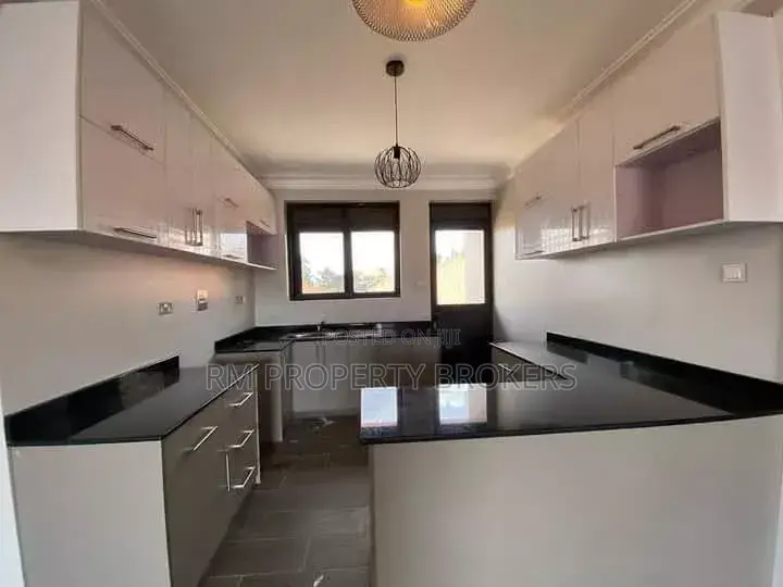 2bdrm Apartment in Kansanga Muyenga Rd, Central Division for rent in Central Division