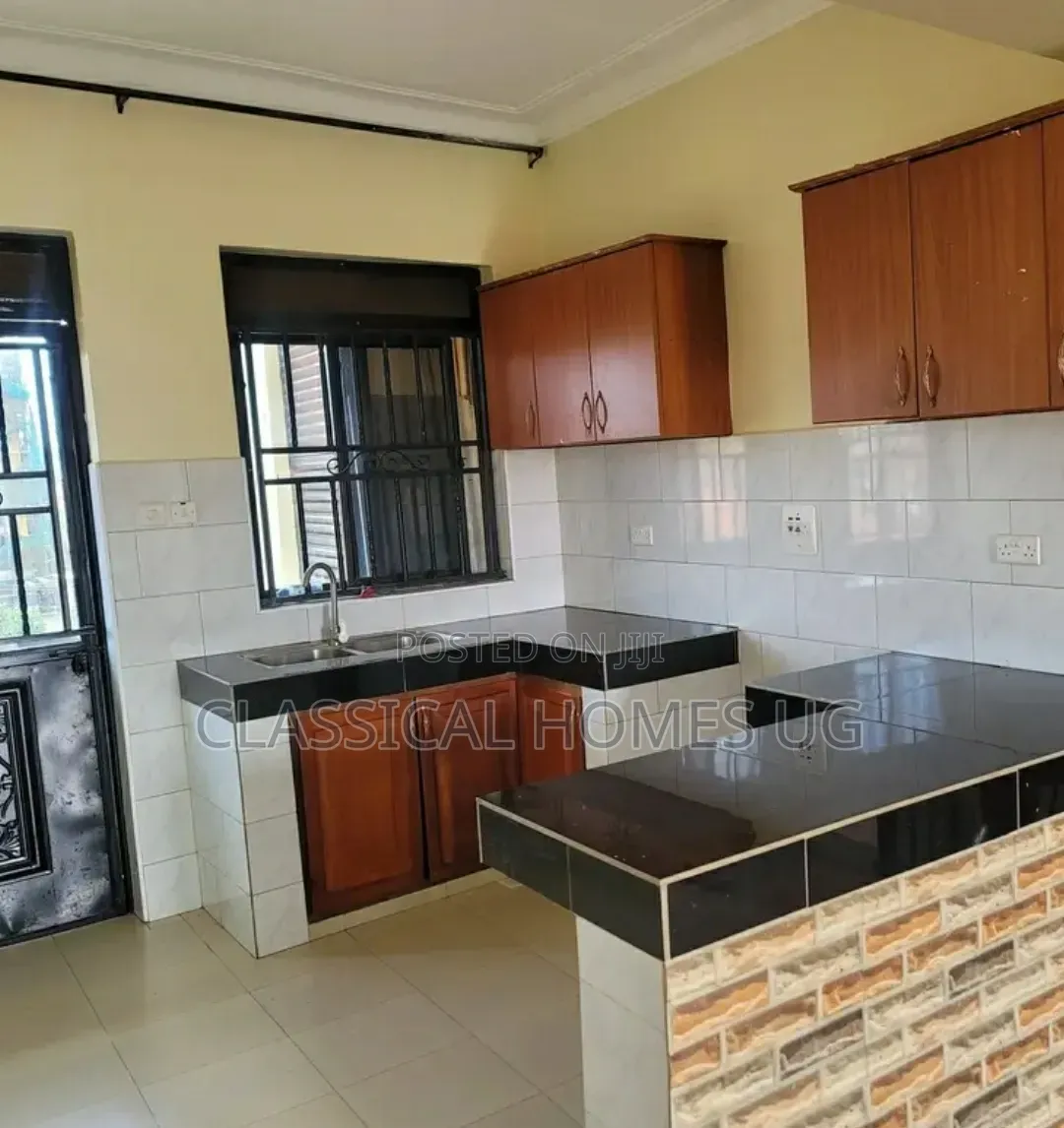 2bdrm Apartment in Lubowa Entebbe Road, Central Division for rent in Central Division