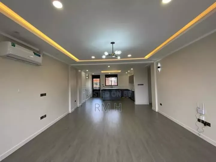 3bdrm Apartment in Bukasa Muyenga, Central Division for rent in Central Division