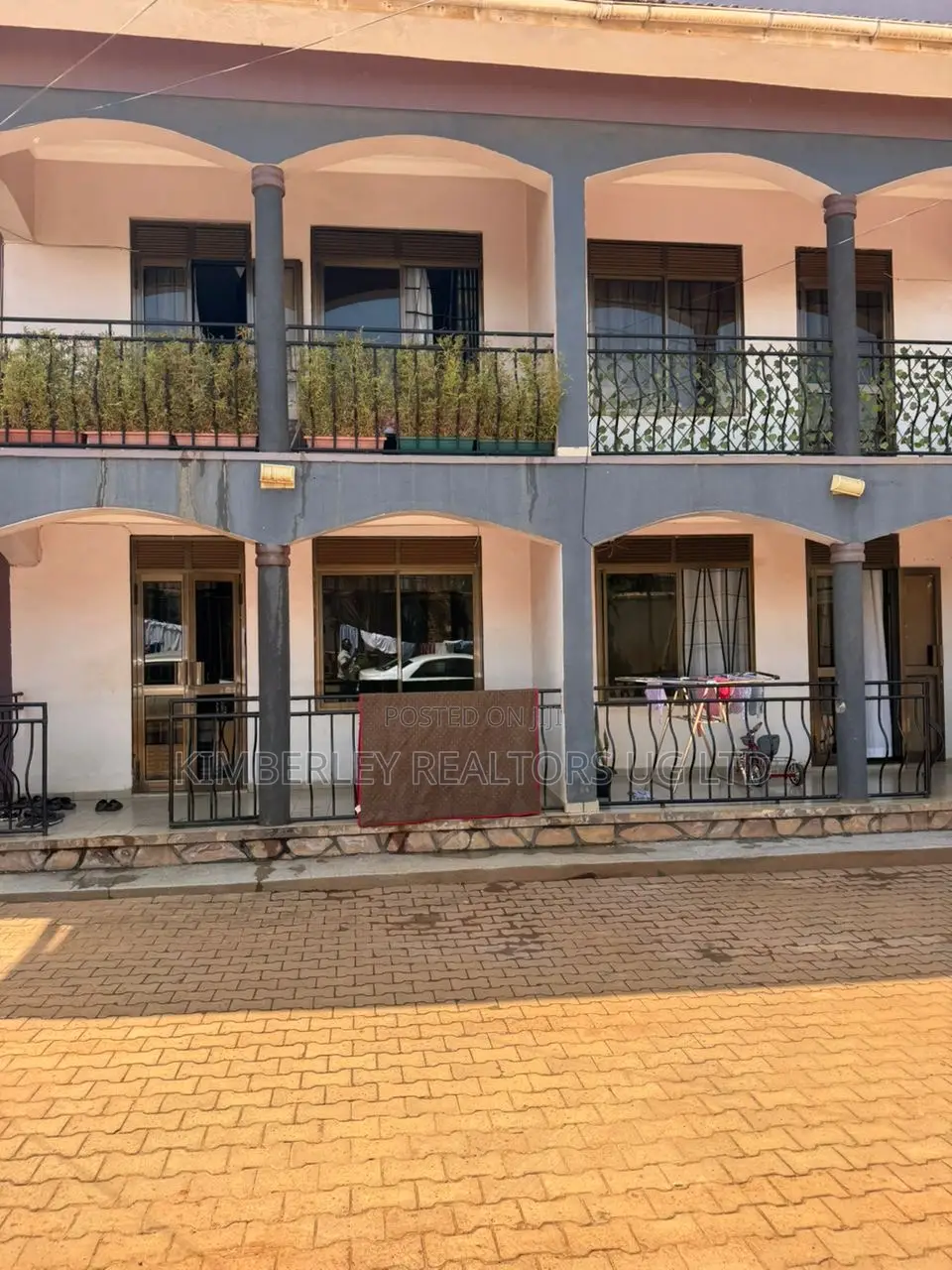 3bdrm Apartment in Division A for sale in Division A