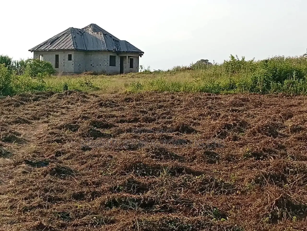 Commercial Plot for Sale – Matugga Gombe Kitungwa in Wakiso / Wakiso