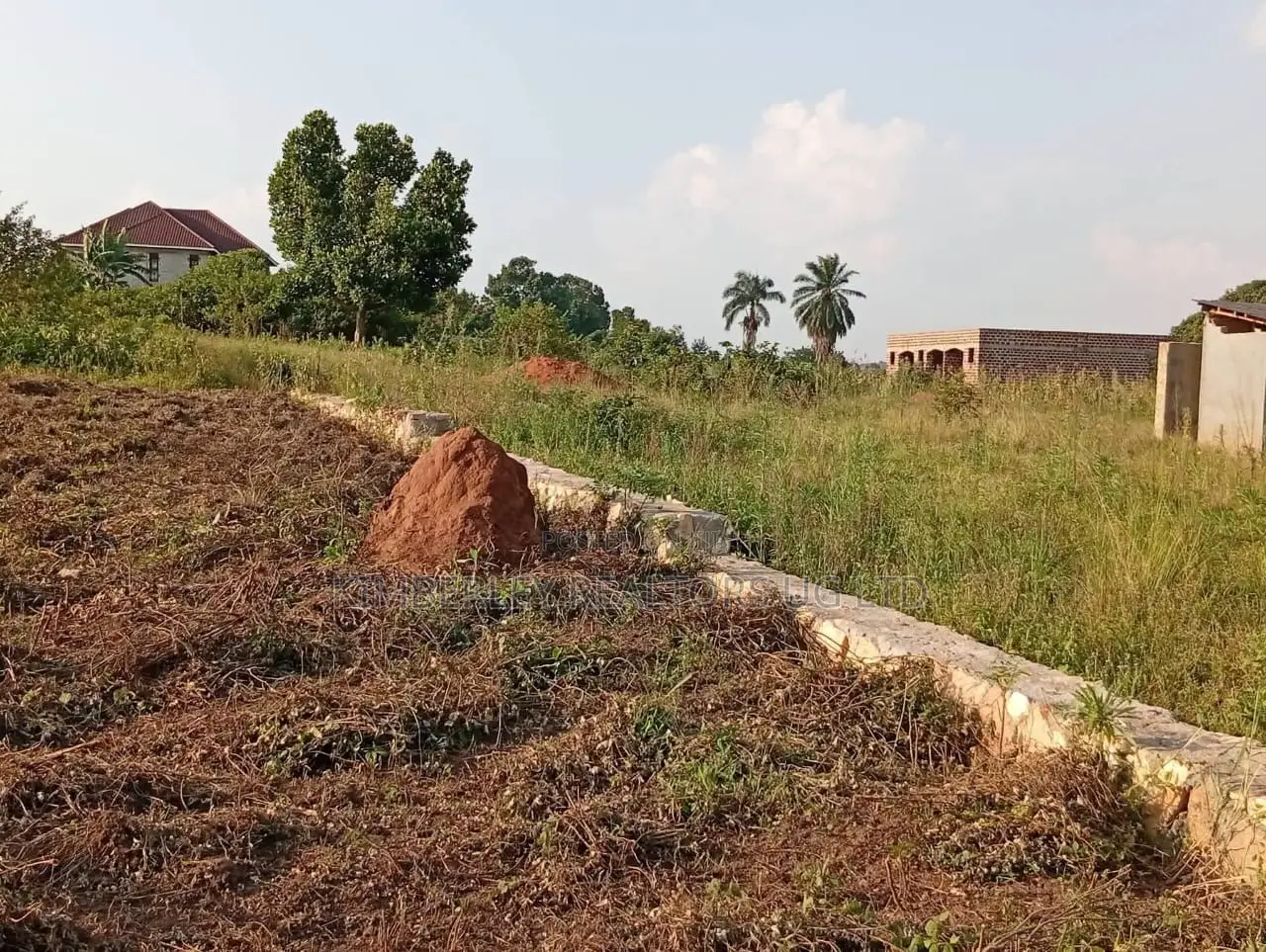 Commercial Plot for Sale – Matugga Gombe Kitungwa in Wakiso / Wakiso