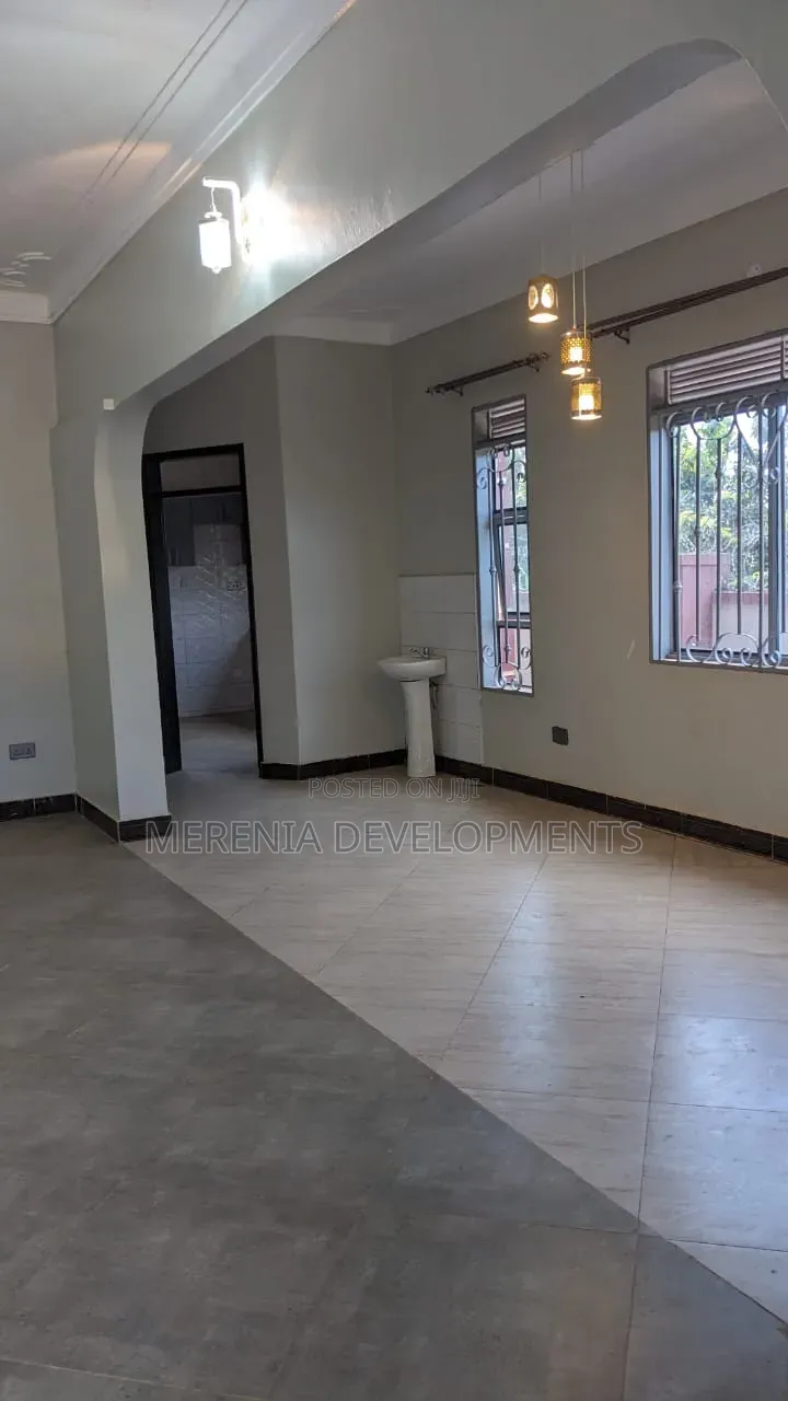 3bdrm House in Bwebajja, Central Division for rent in Central Division