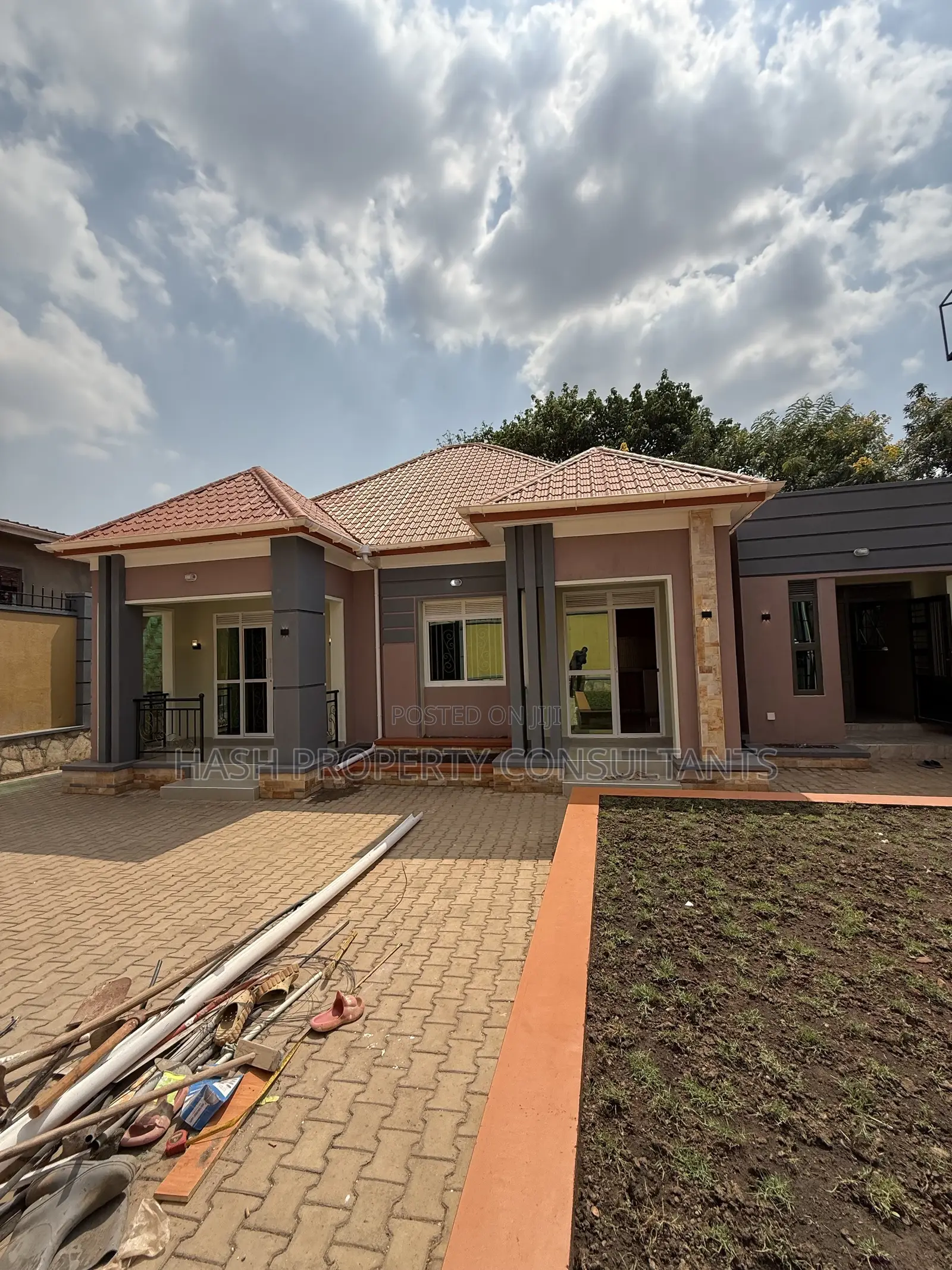 3bdrm House in Lukuli, Makindye for sale in Makindye