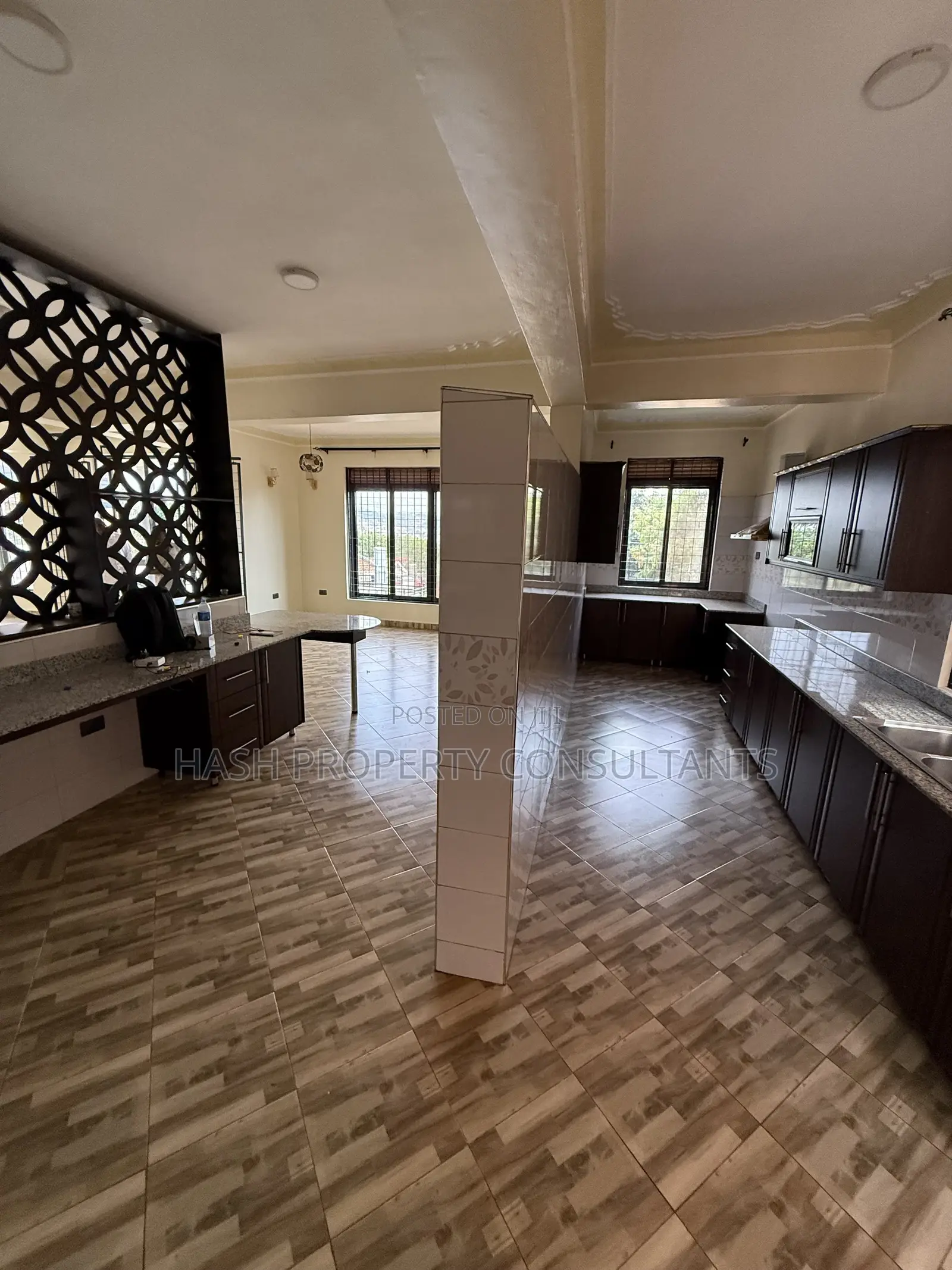 5bdrm House in Muyenga, Central Division for rent in Central Division
