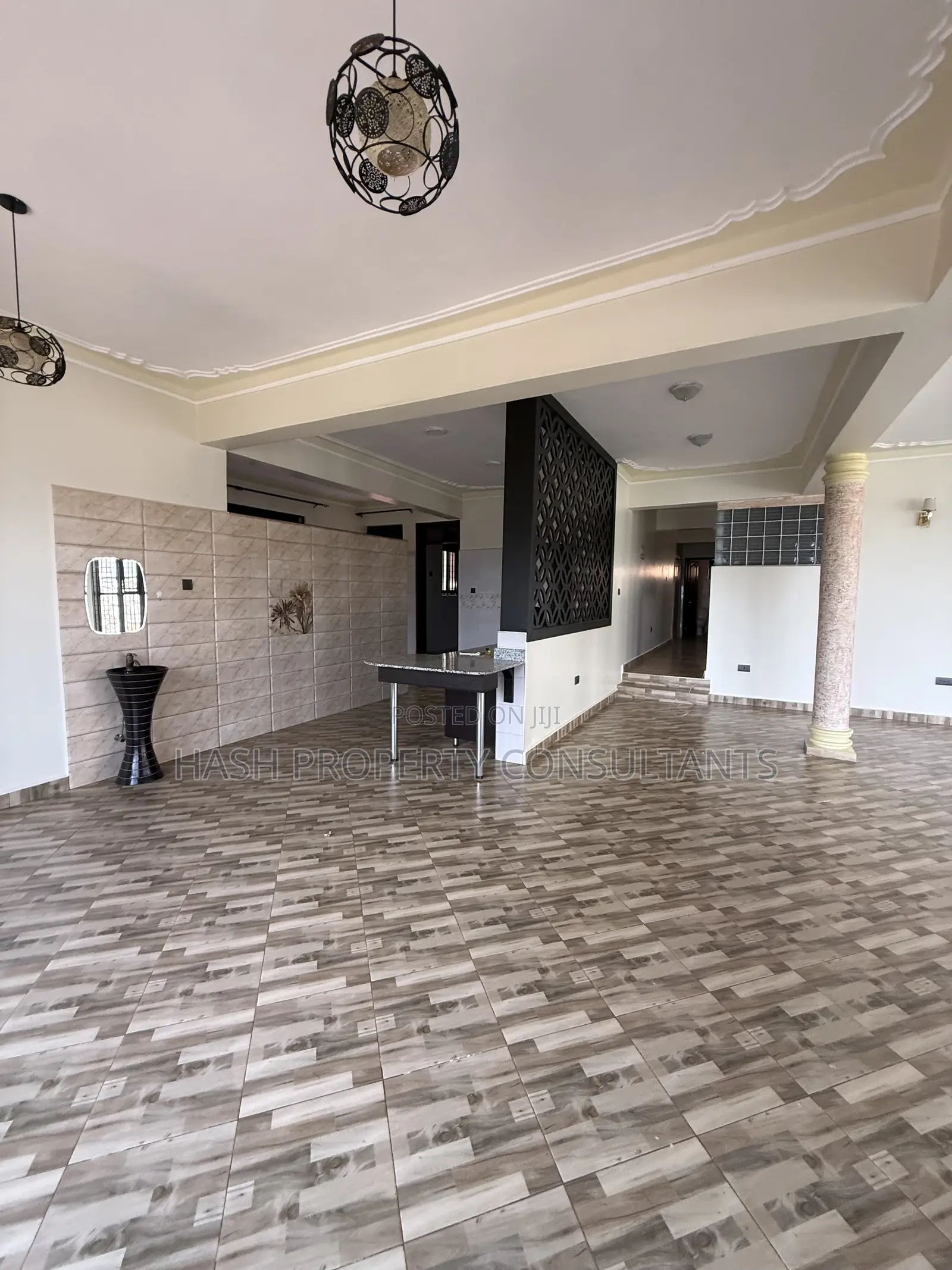 5bdrm House in Muyenga, Central Division for rent in Central Division