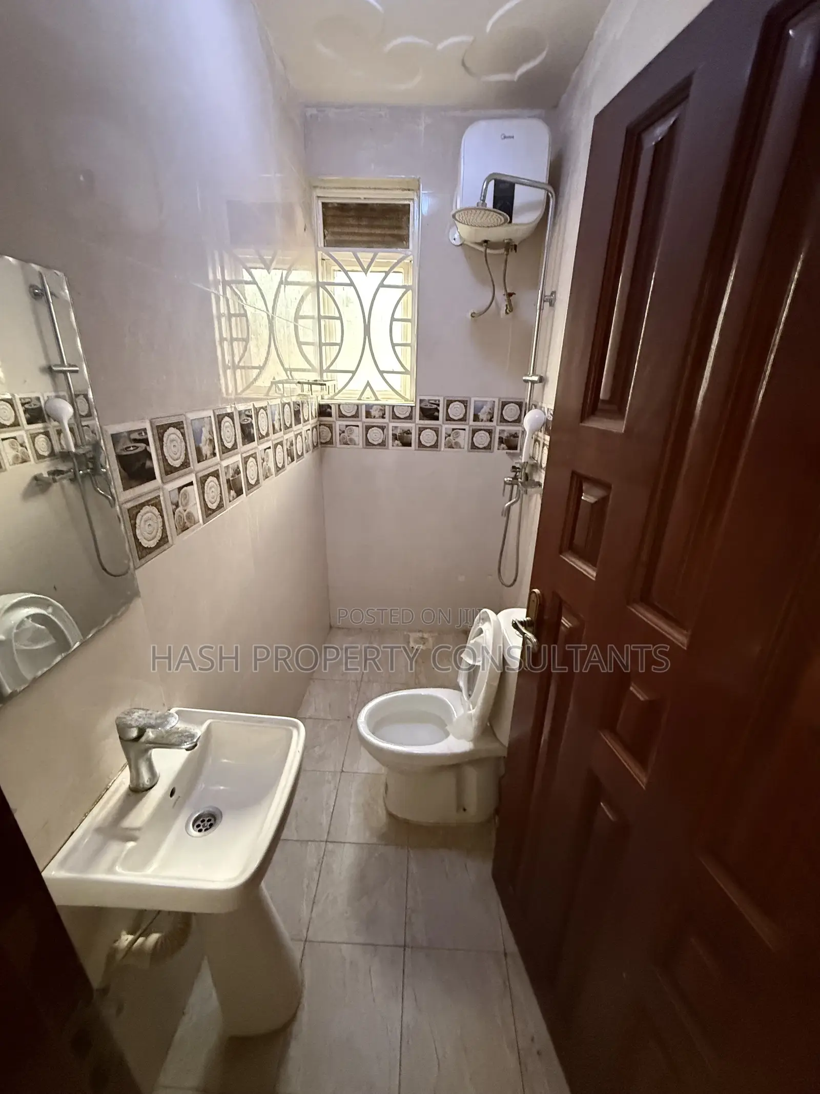 2bdrm Apartment in Muyenga, Central Division for rent in Central Division