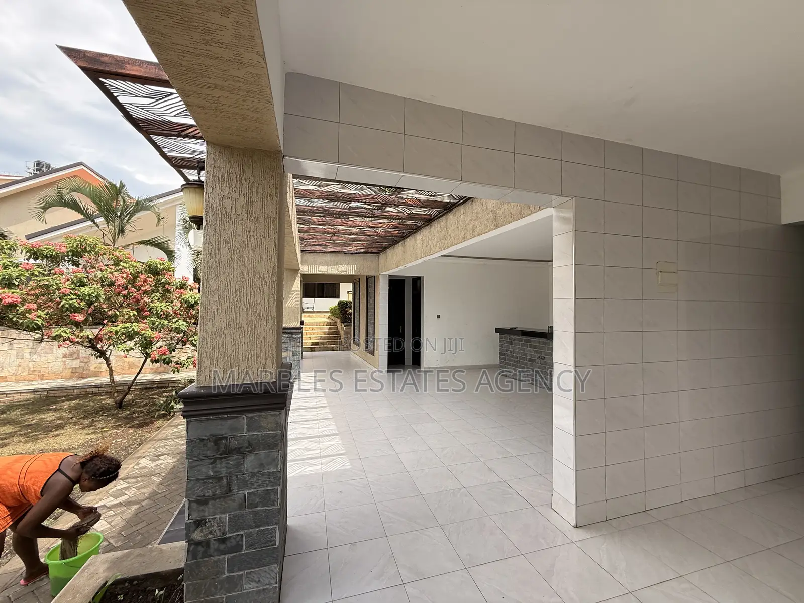5bdrm House in Bugolobi, Central Division for sale in Central Division