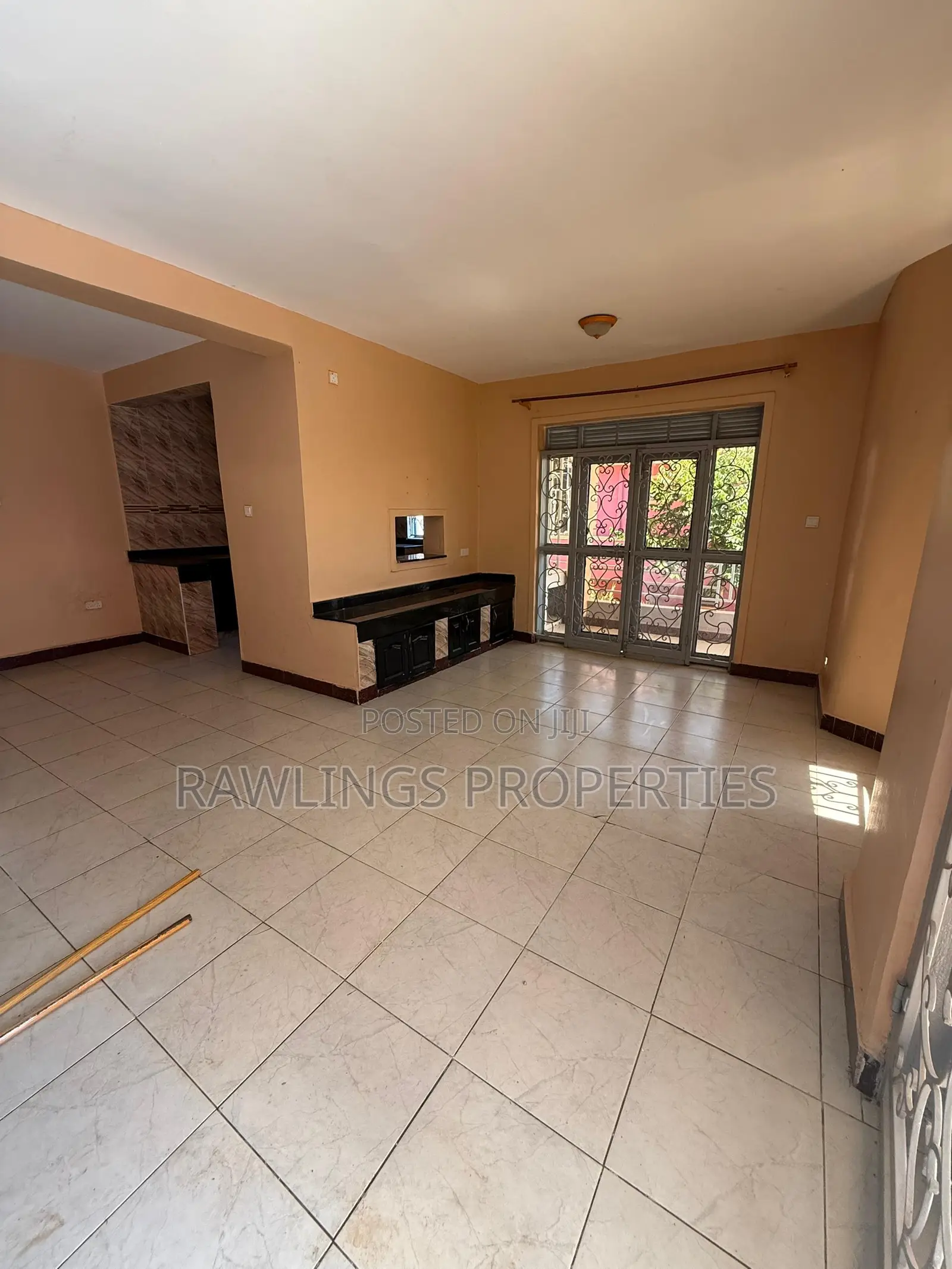 3bdrm Duplex in Bwebajja, Ssisa for rent in Ssisa
