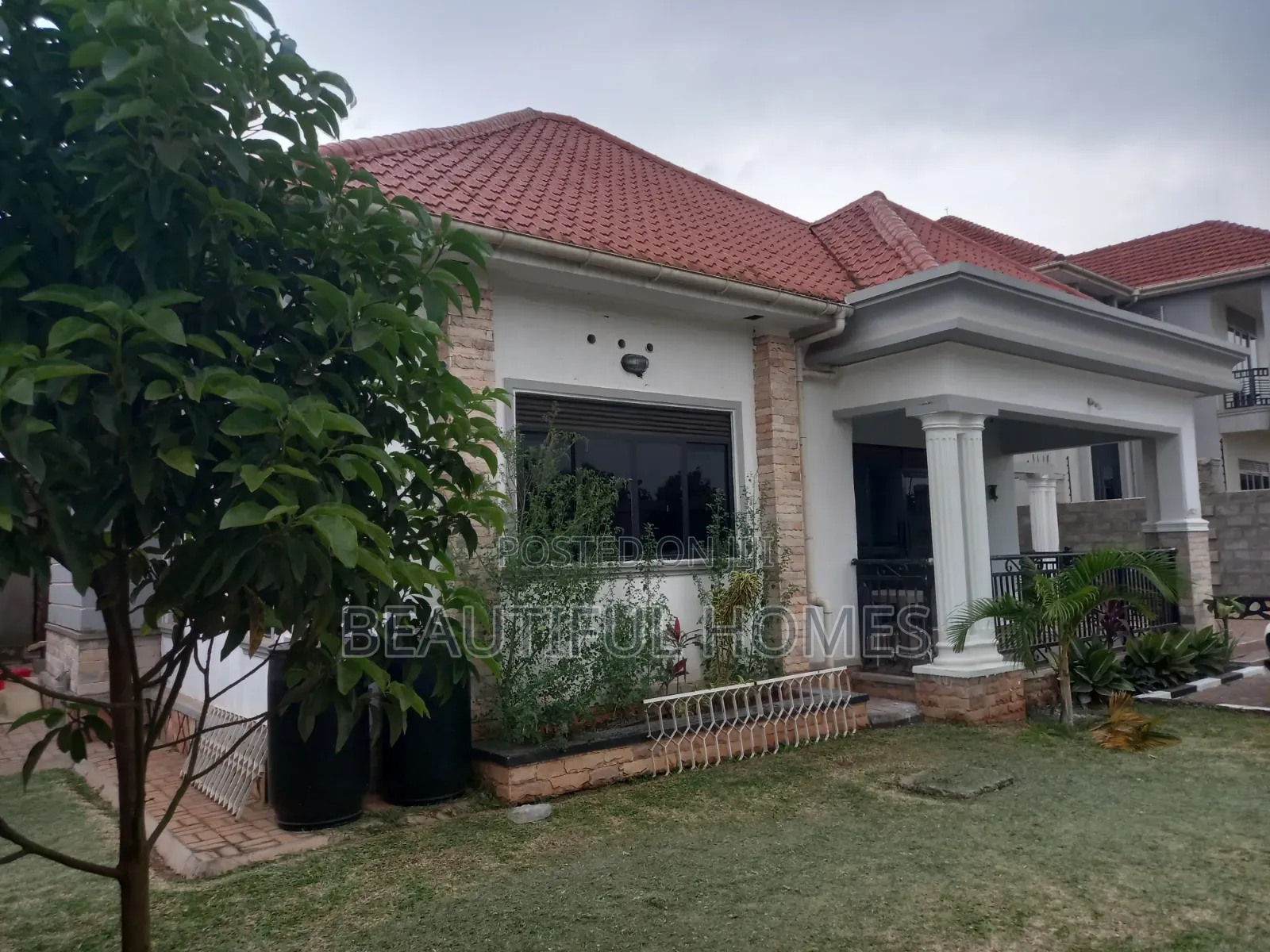 Furnished 4bdrm House in Kira for sale in Kira