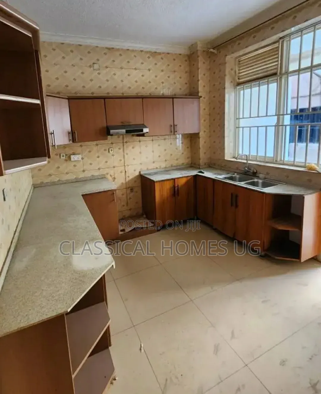 3bdrm Apartment in Kyambogo, Central Division for rent in Central Division