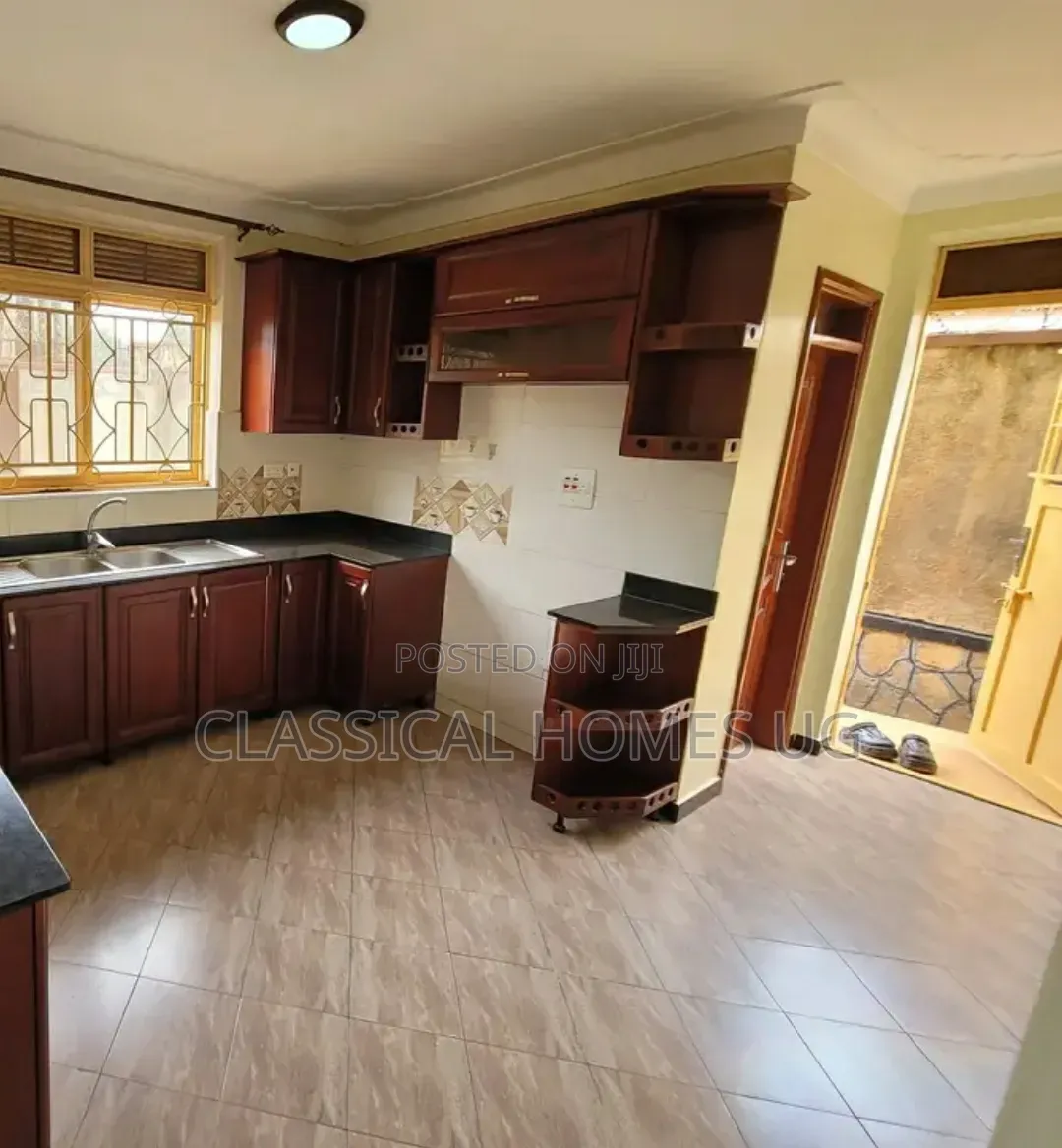 2bdrm Apartment in Bugolobi, Central Division for rent in Central Division