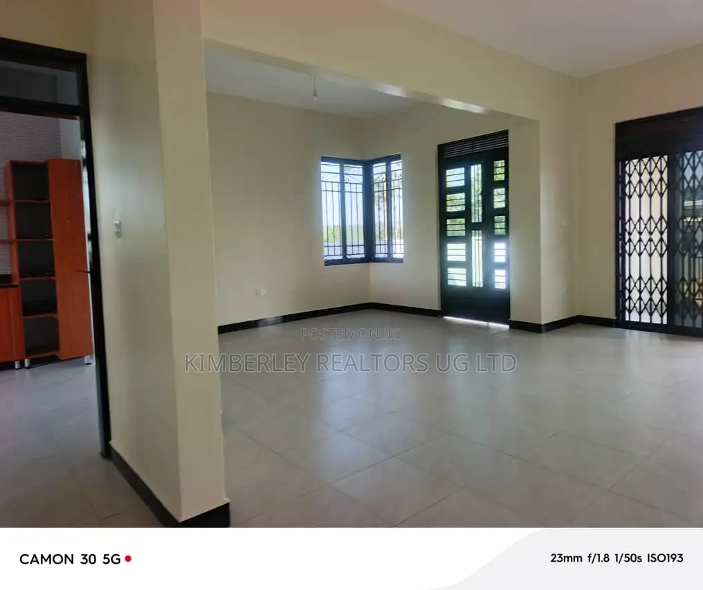 3bdrm House in Division A for sale in Division A