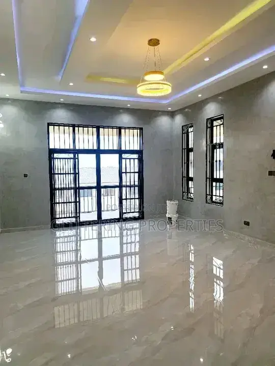 5bdrm Duplex in Munyonyo, Central Division for rent in Central Division