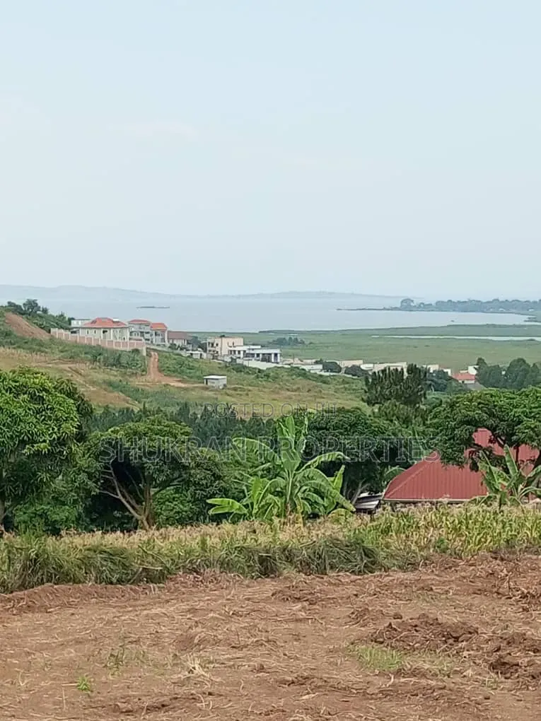 Clear Lake Plots for Sale in Central Division