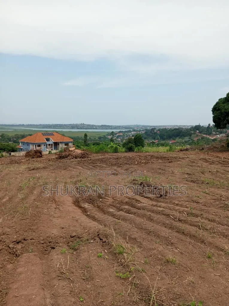 Clear Lake Plots for Sale in Central Division