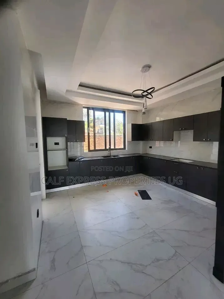 4bdrm Duplex in Buziga Konge Estate, Makindye for rent in Makindye