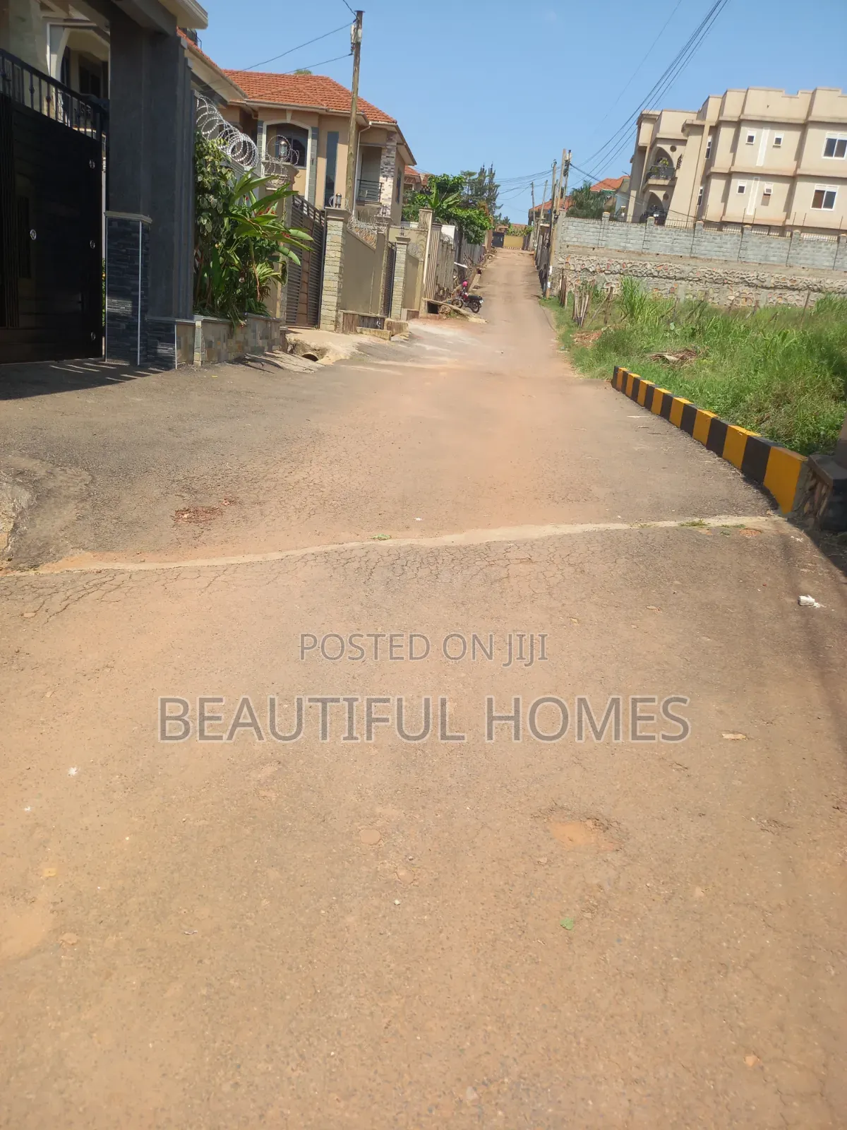 Furnished 4bdrm Duplex in Kira Posh Rich for sale in Kira