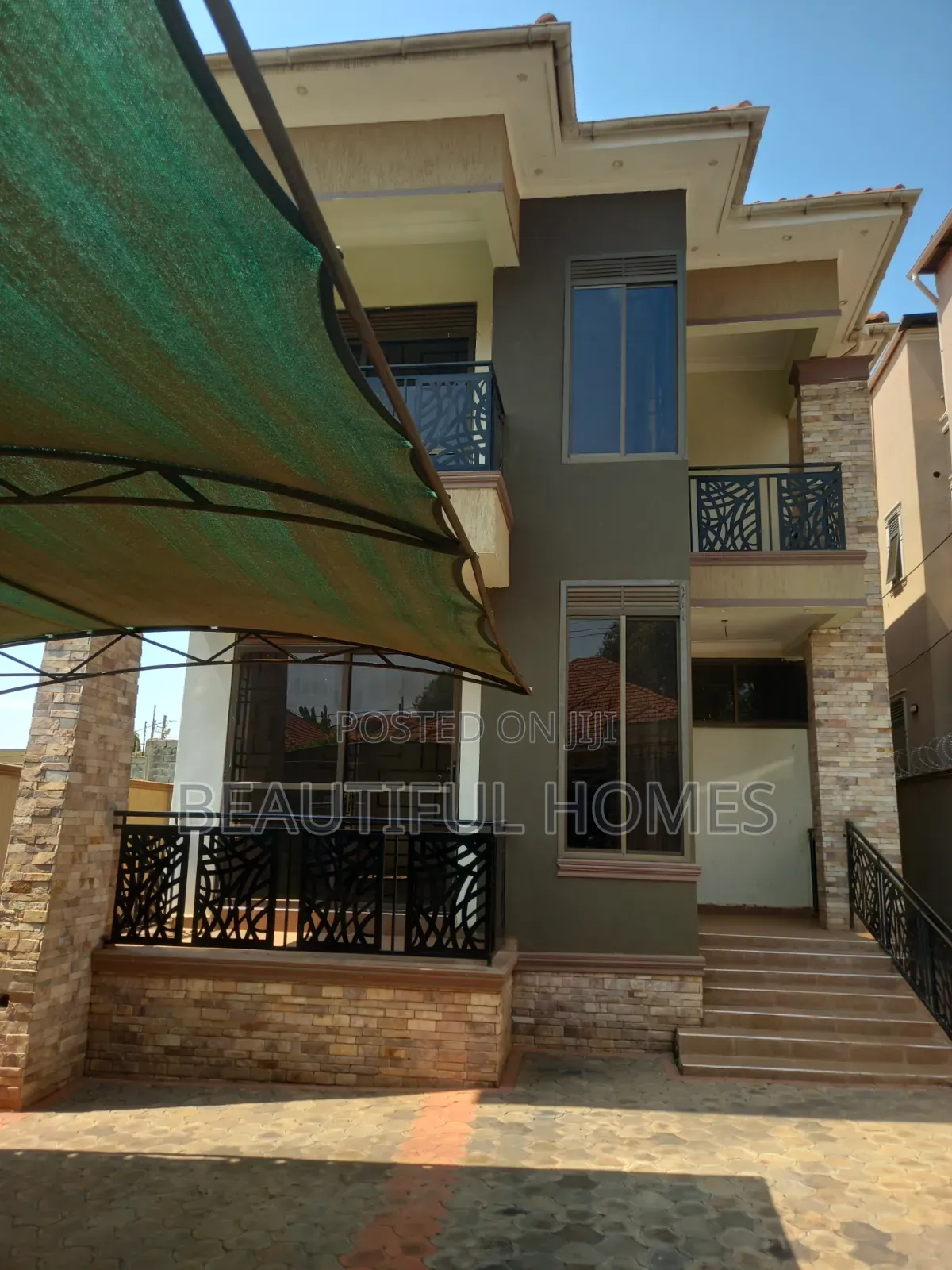 Furnished 4bdrm Duplex in Kira Posh Rich for sale in Kira