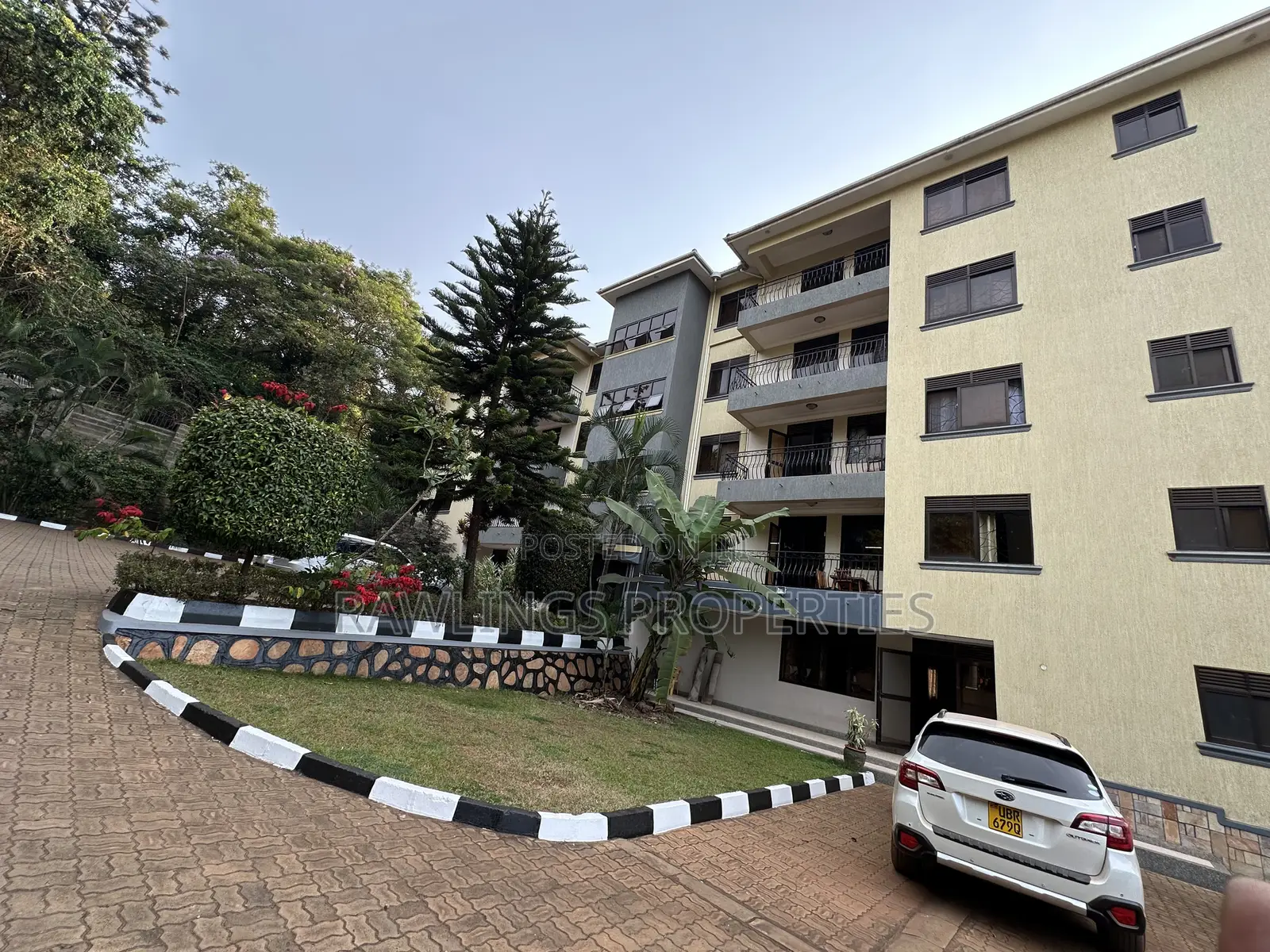 Furnished 3bdrm Apartment in Kizungu, Makindye for rent in Makindye