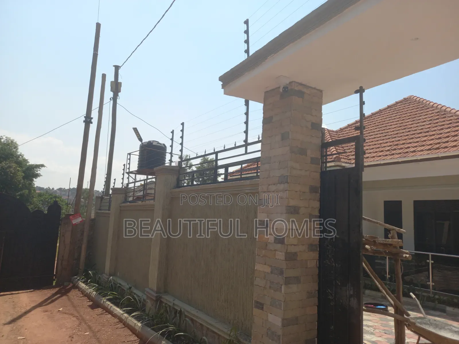 Furnished 4bdrm Bungalow in Kira for sale in Kira
