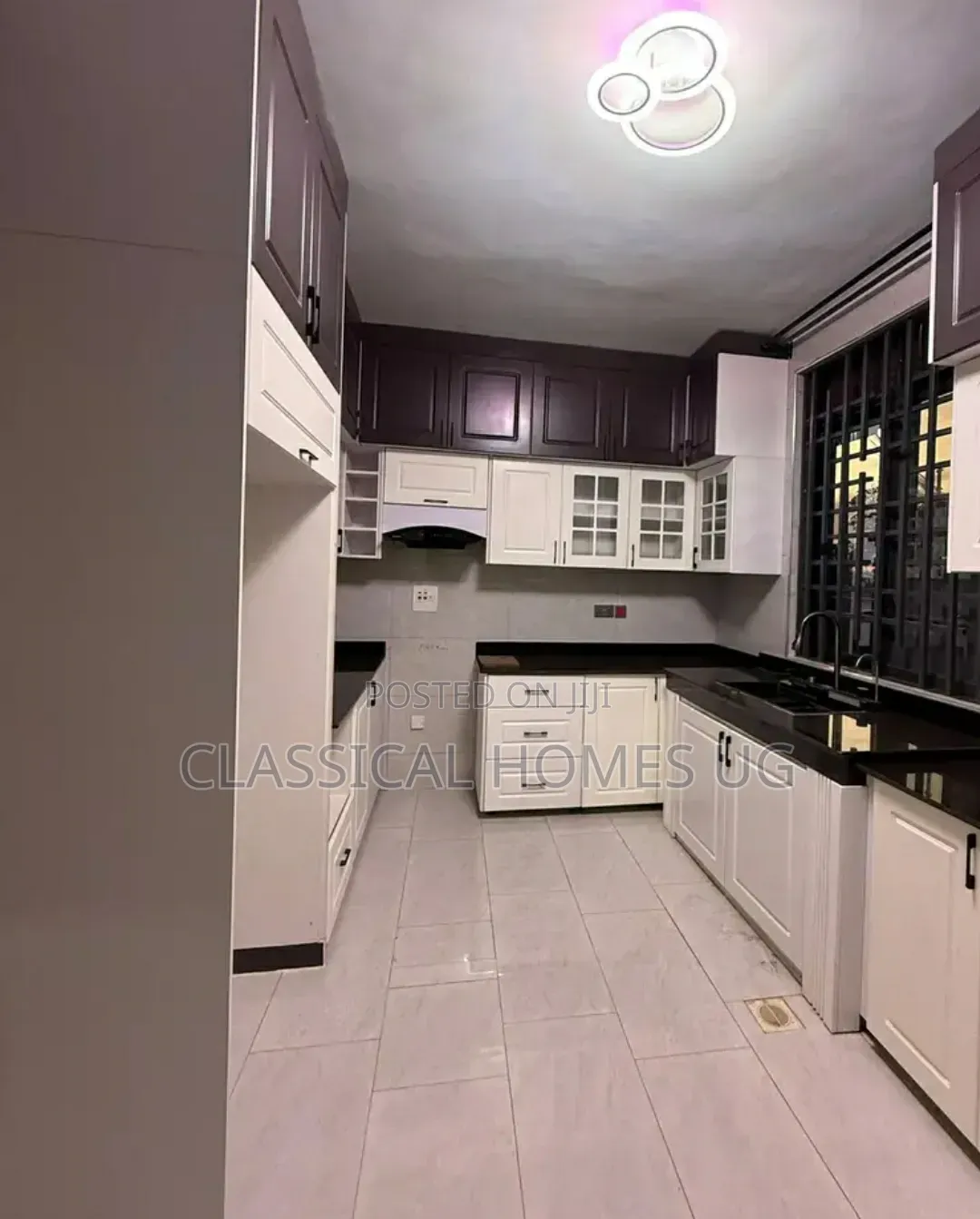 3bdrm Apartment in Lubowa Entebbe Road, Central Division for rent in Central Division