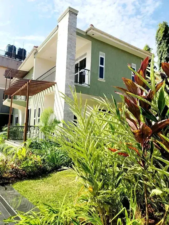 4bdrm Villa in Buziga, Central Division for rent in Central Division