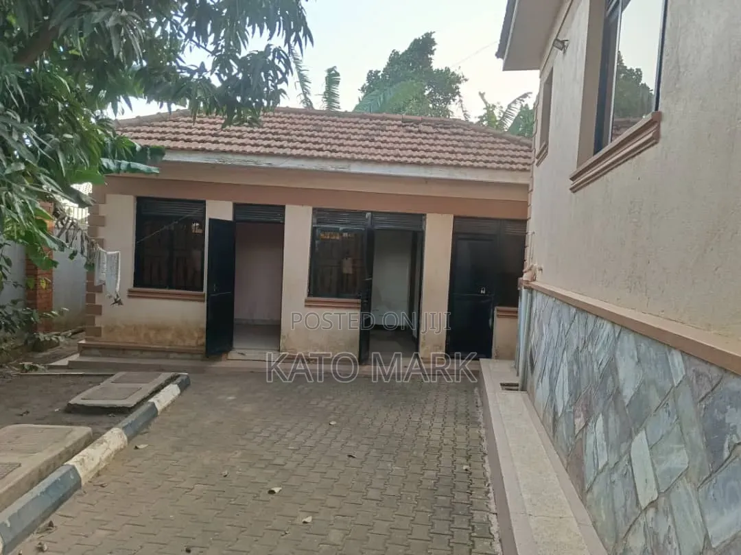 Furnished 4bdrm House in Bweyogerere, Mukono TC for sale in Mukono TC