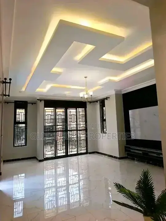 3bdrm Apartment in Muyenga, Central Division for rent in Central Division