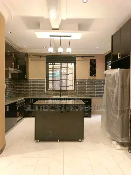 3bdrm Apartment in Muyenga, Central Division for rent in Central Division