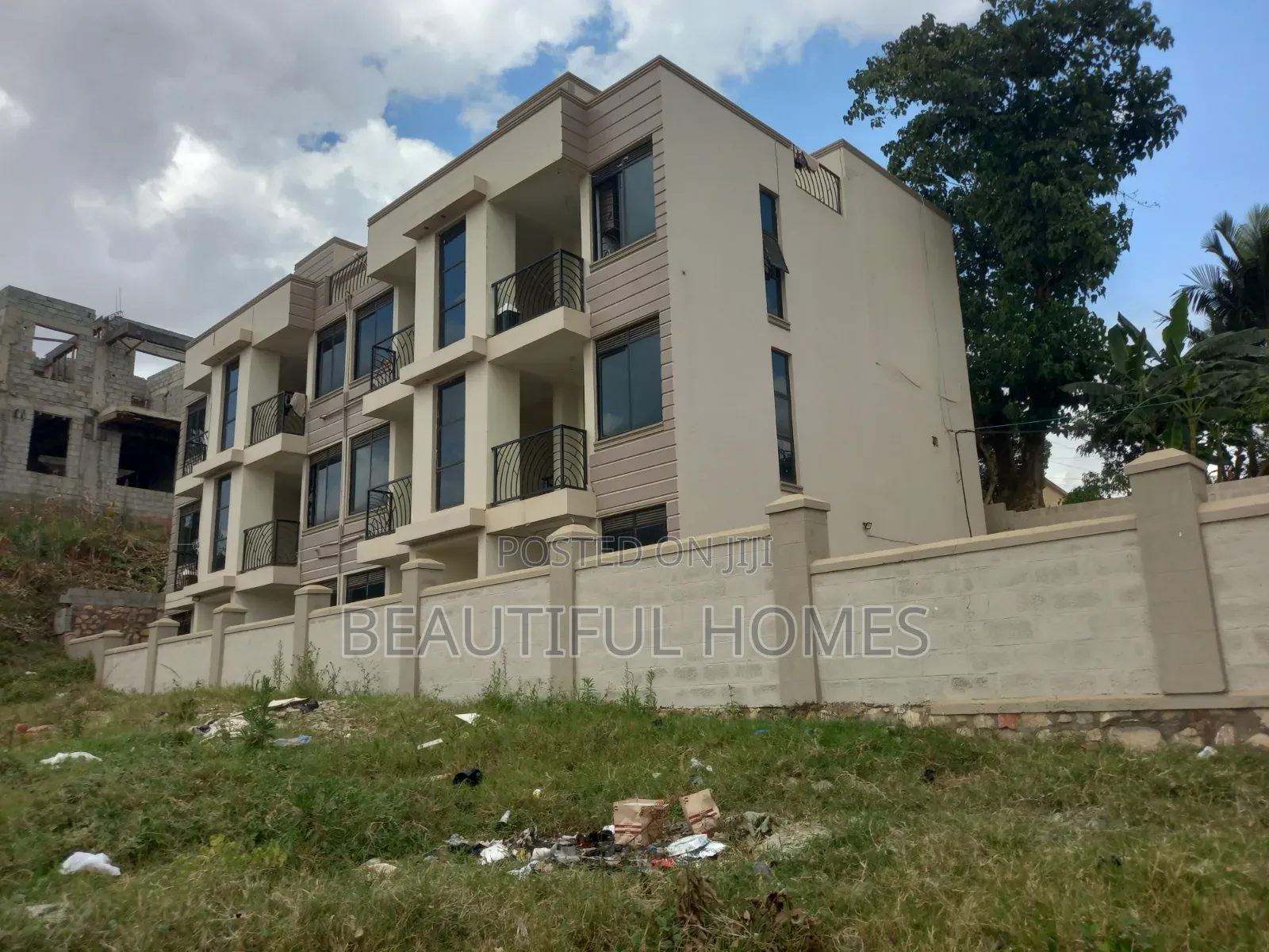 Furnished 1bdrm Condo in Kira for sale in Kira