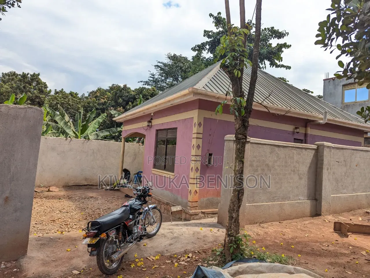 2bdrm House in Bulenga, Central Division for sale in Central Division