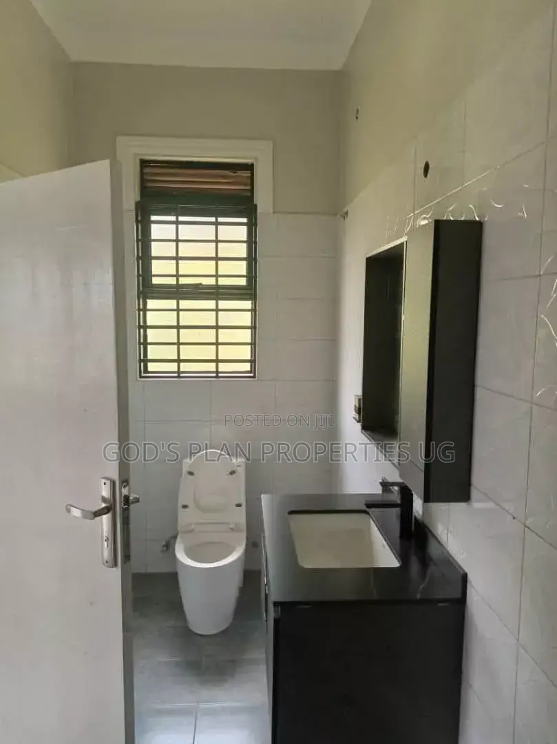 3bdrm Apartment in Kabalagala Estate, Central Division for rent in Central Division