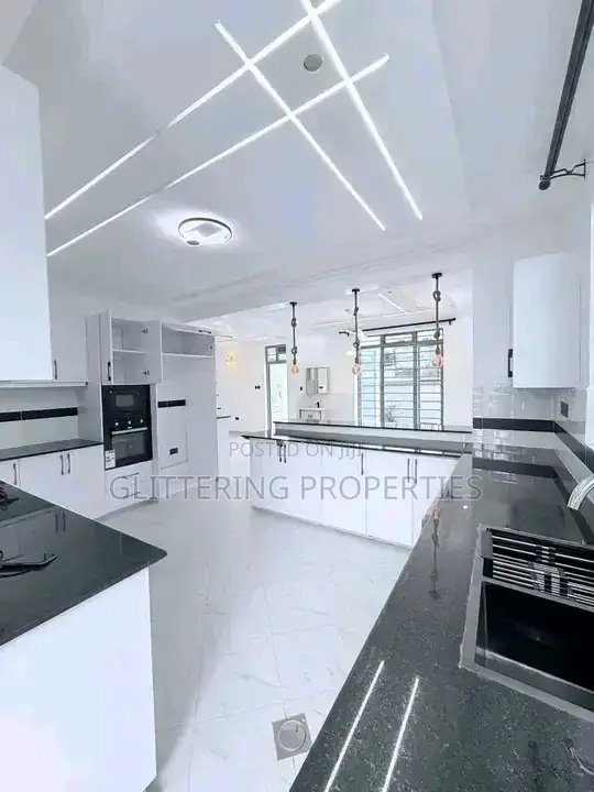 5bdrm Duplex in Munyonyo, Central Division for rent in Central Division