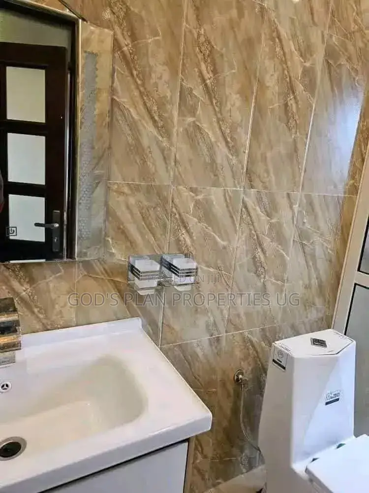 3bdrm Block of Flats in Kansanga Estate, Central Division for rent in Central Division
