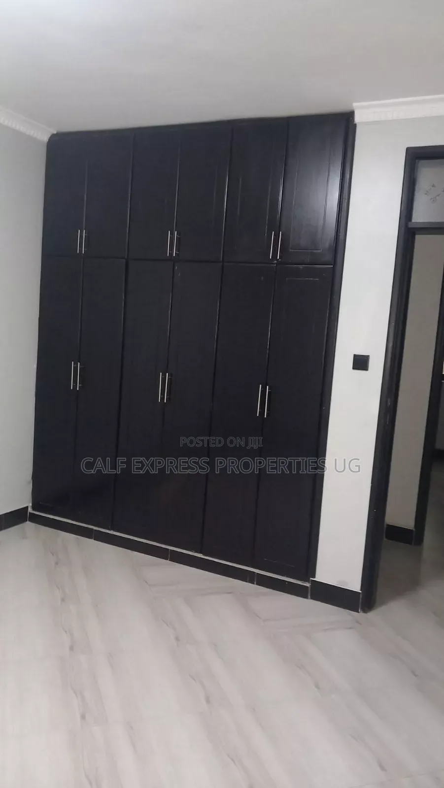 3bdrm Apartment in Mengo Estate, Central Division for rent in Central Division