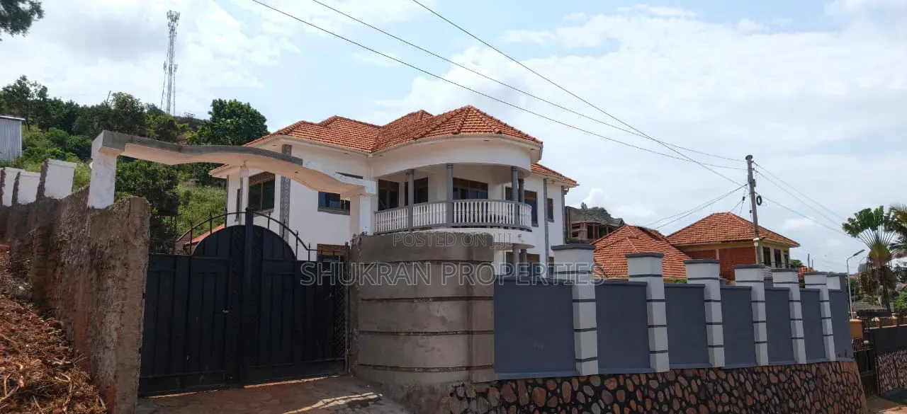 5bdrm House in Katale, Central Division for sale in Central Division