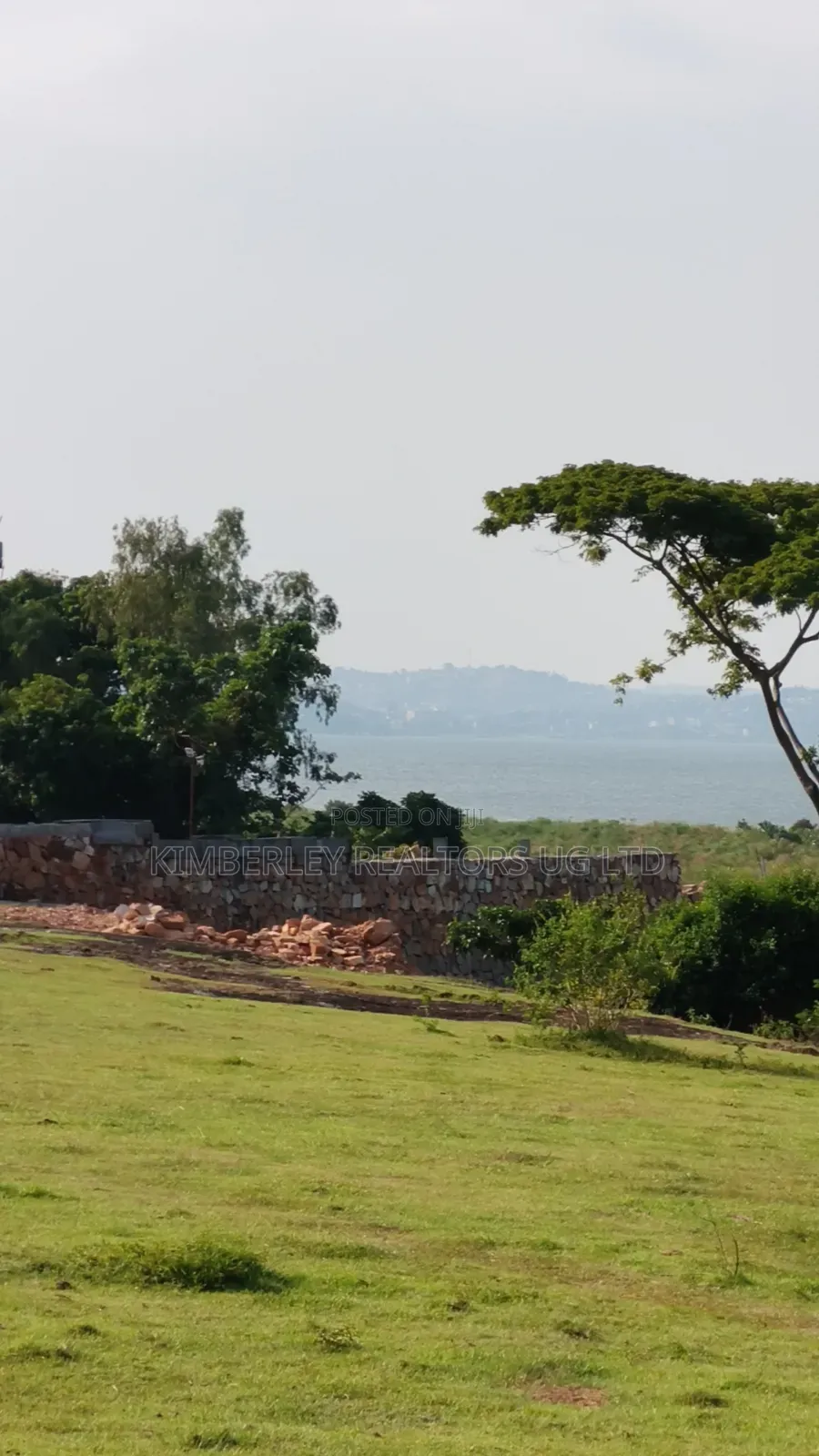 Entebbe Road – Bwerenga 1⁄4 Acre (Lake View) for Sale in Division A