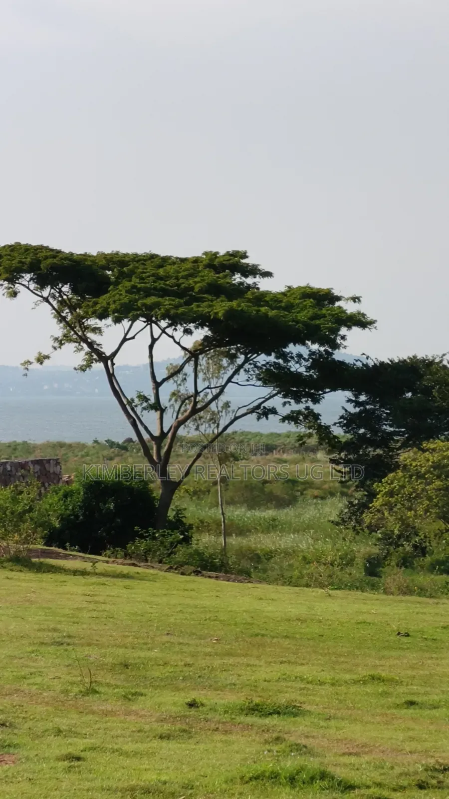 Entebbe Road – Bwerenga 1⁄4 Acre (Lake View) for Sale in Division A