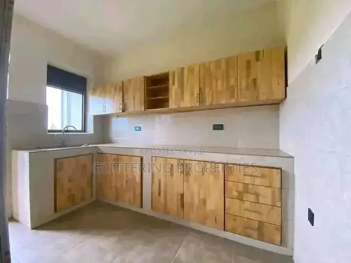 3bdrm Apartment in Muyenga, Central Division for rent in Central Division