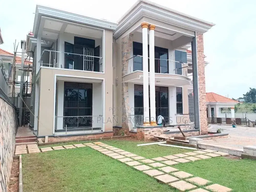 5bdrm Duplex in Bugolobi Estate, Central Division for rent in Central Division