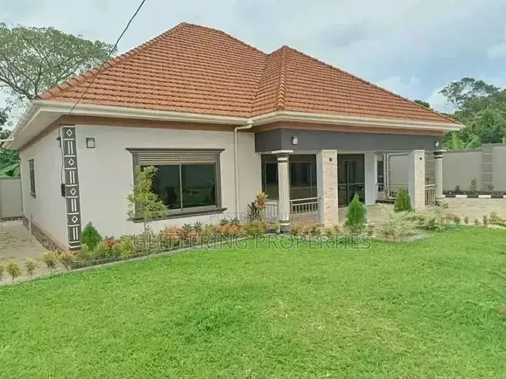 4bdrm Bungalow in Makindye, Central Division for rent in Central Division