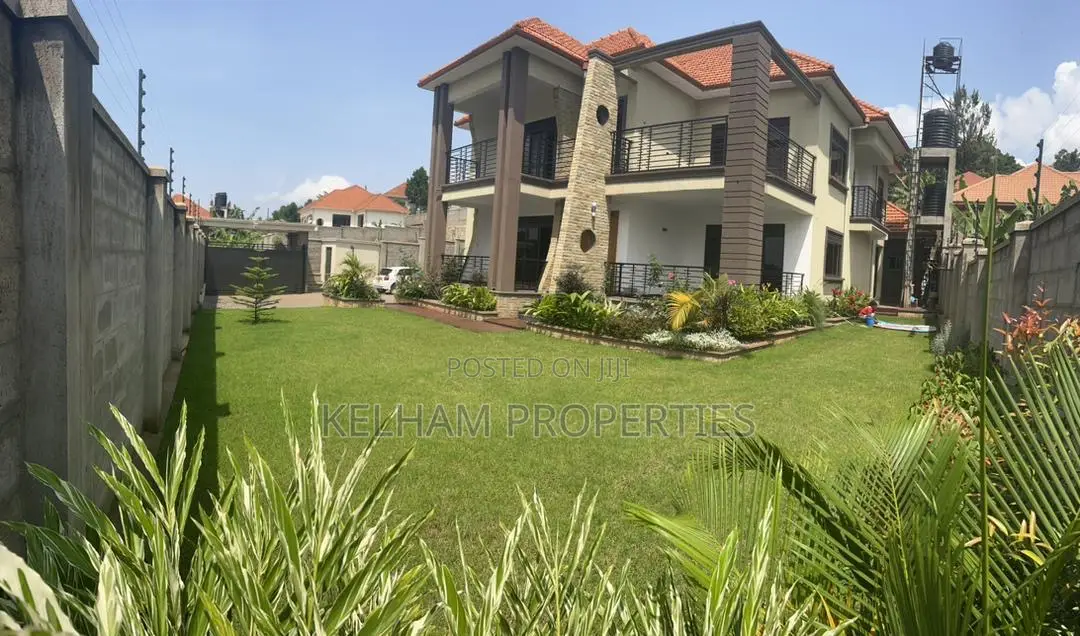 Furnished 6bdrm Duplex in Entebbe Seguku, Central Division for rent in Central Division