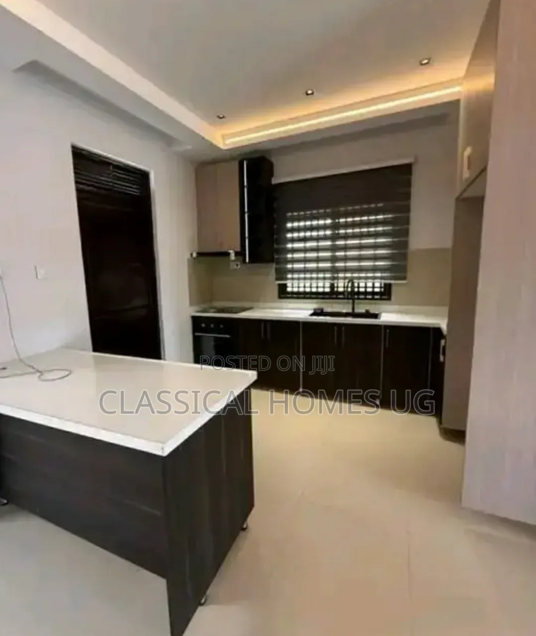3bdrm Apartment in Lubowa Entebbe Road, Central Division for rent in Central Division