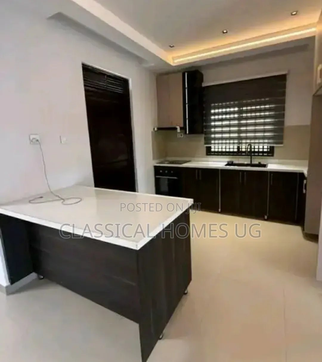 3bdrm Apartment in Lubowa Entebbe Road, Central Division for rent in Central Division