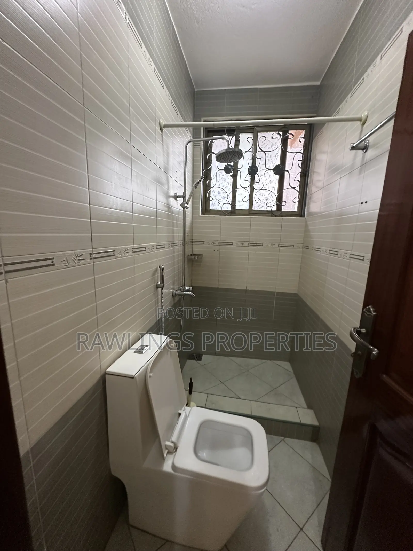 3bdrm Duplex in Bukasa, Makindye for rent in Makindye
