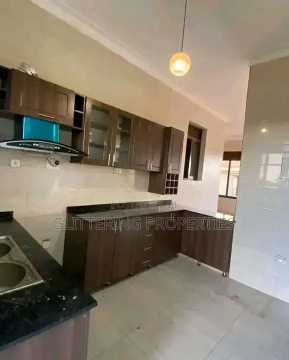 3bdrm Apartment in Makerere, Central Division for rent in Central Division